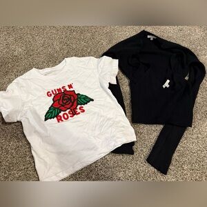 EUC FASHION NOVA SMALL/MEDIUM BLACK SWEATER TANK CARDIGAN GUJS ROSES‎ TSHIRT B